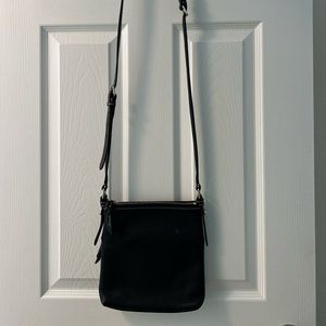 dooney and bourke crossbody